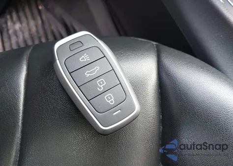 2019 Jeep Cherokee Latitude Plus 4X4 z USA, uszkodzony, nr VIN 1C4PJMLB2KD177497